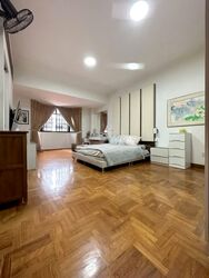 Phillips Avenue (D19), Terrace #572943471